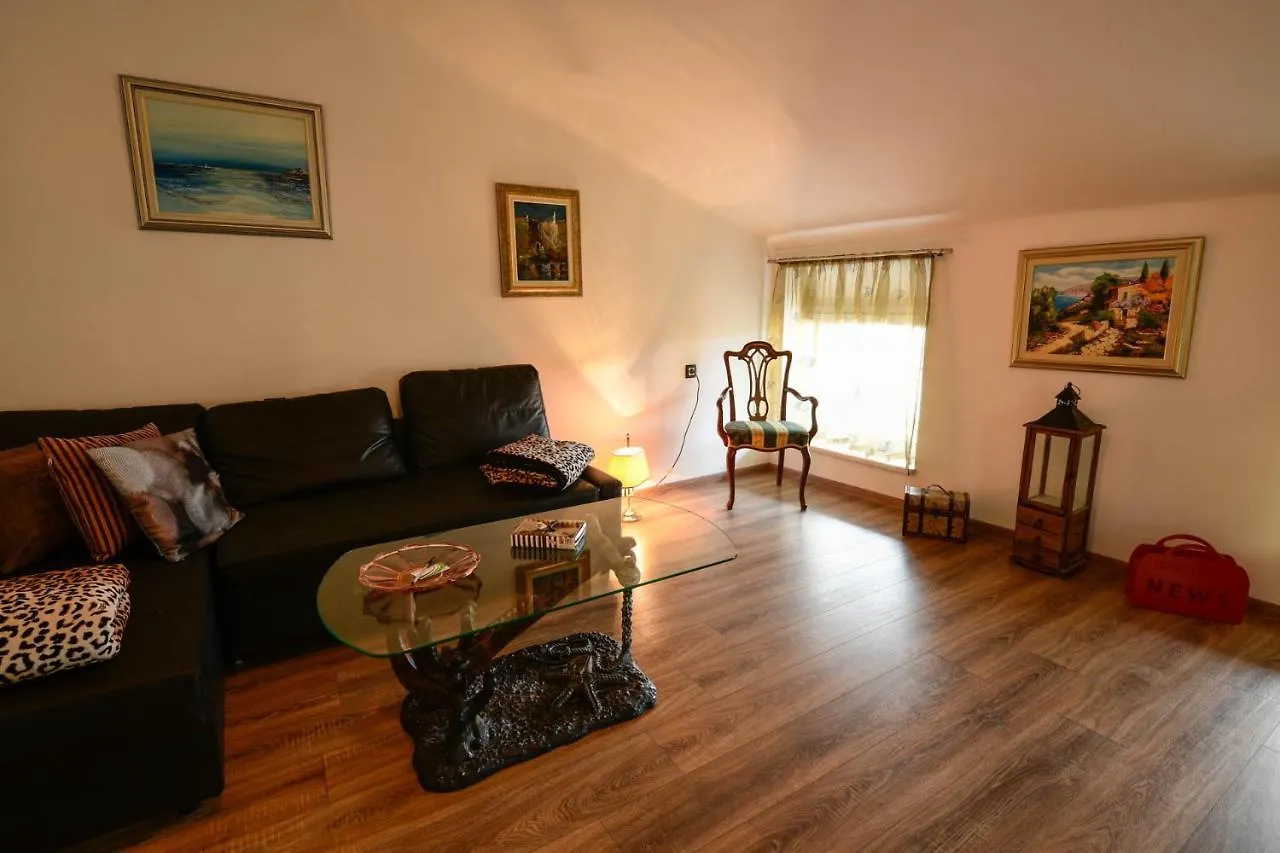 Apartment Josip Ловран